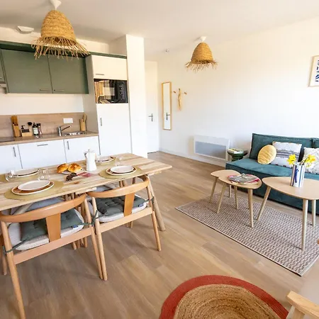 - Le Spot Aparthotel